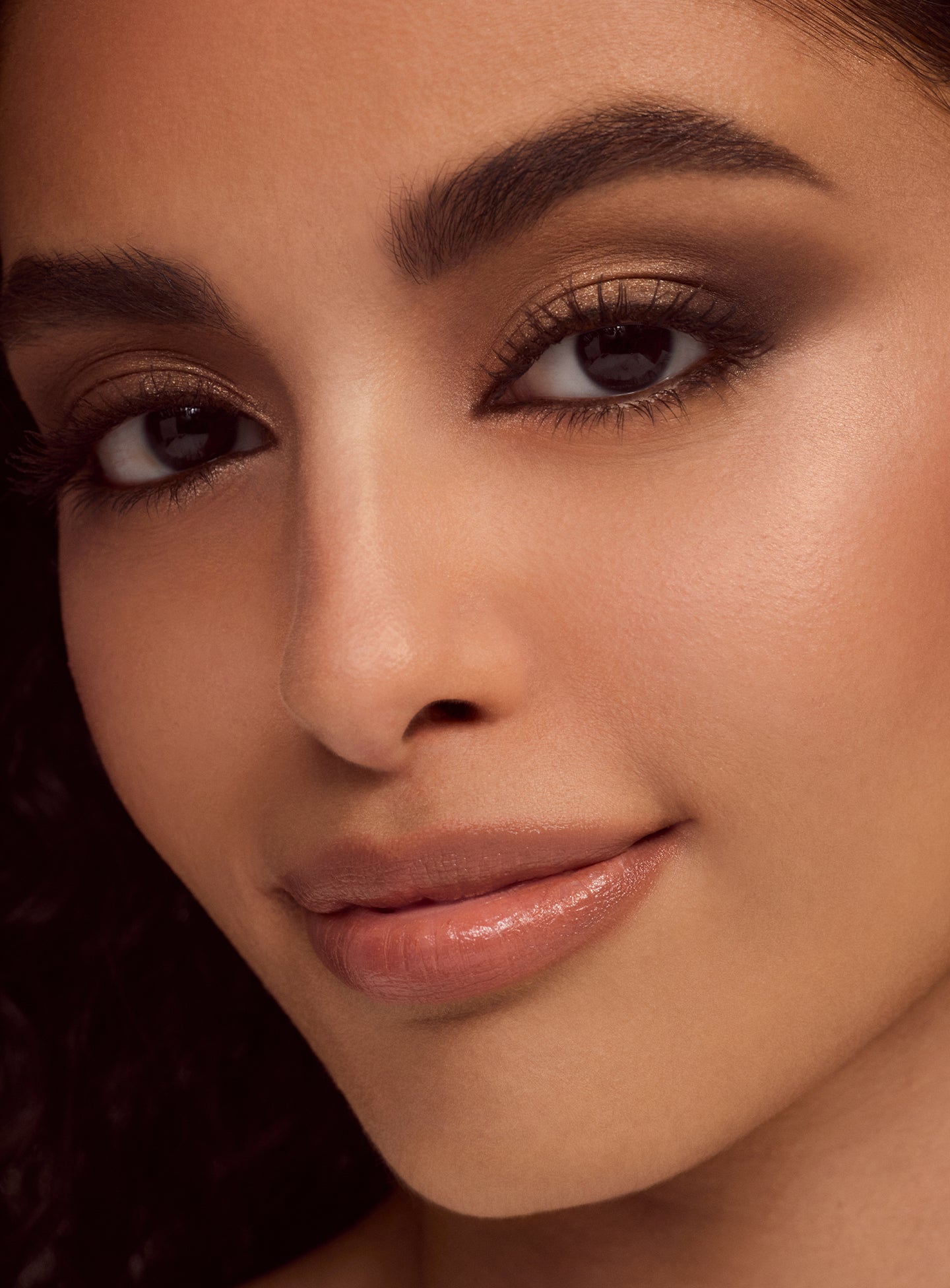 Essential Neutrals Eyeshadow Palette - Image 8