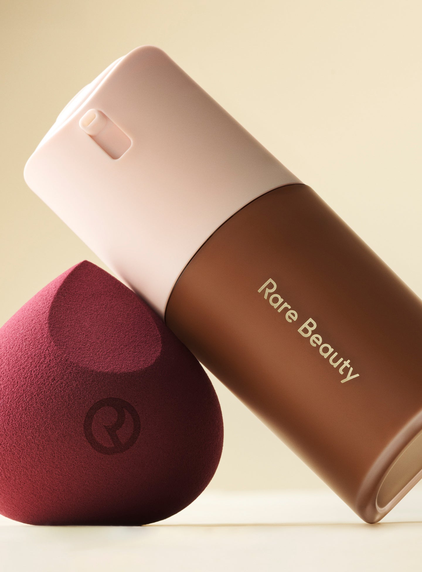 Soft Touch Makeup Blending Sponge - Image 5