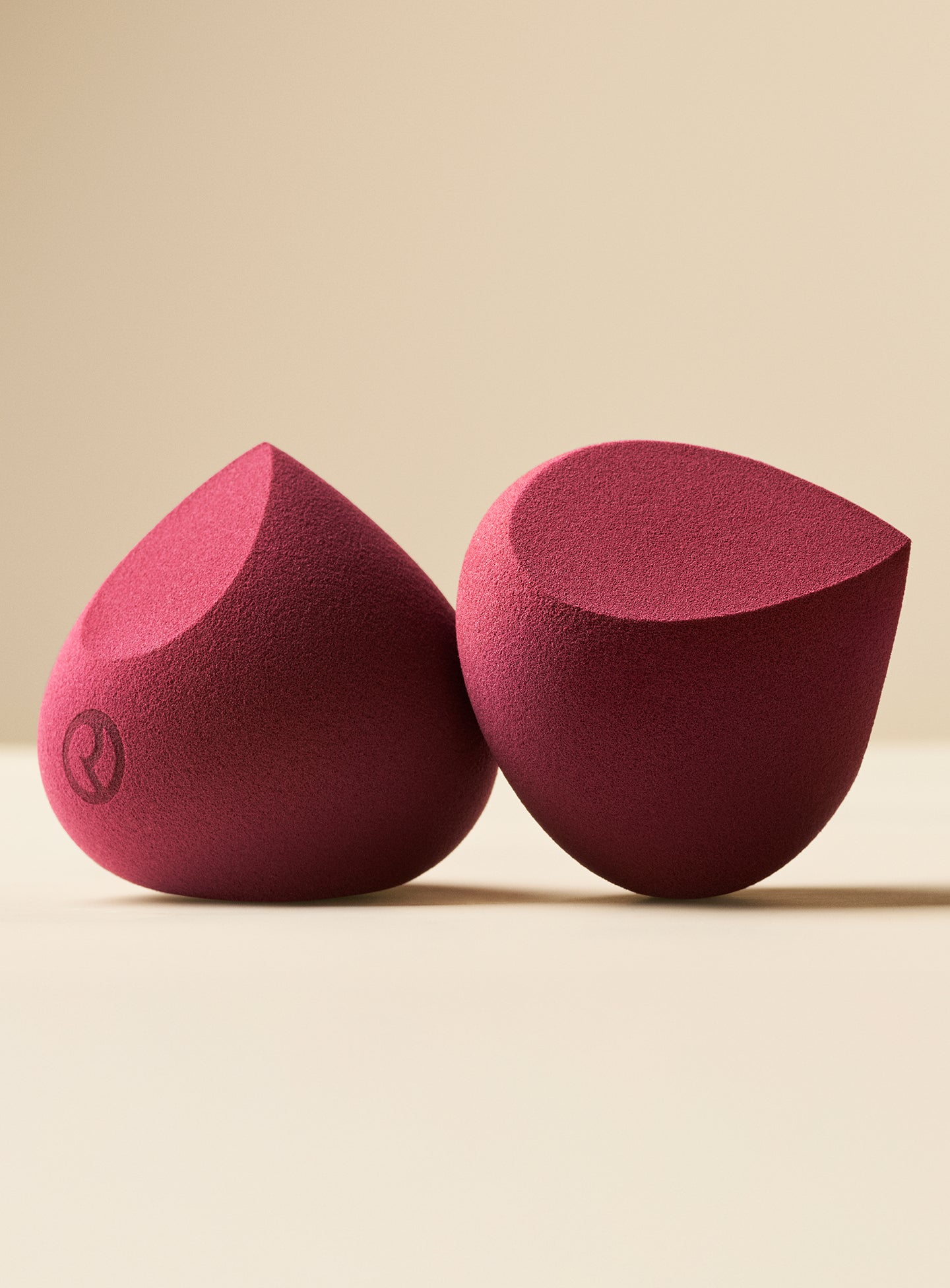 Soft Touch Makeup Blending Sponge - Image 6
