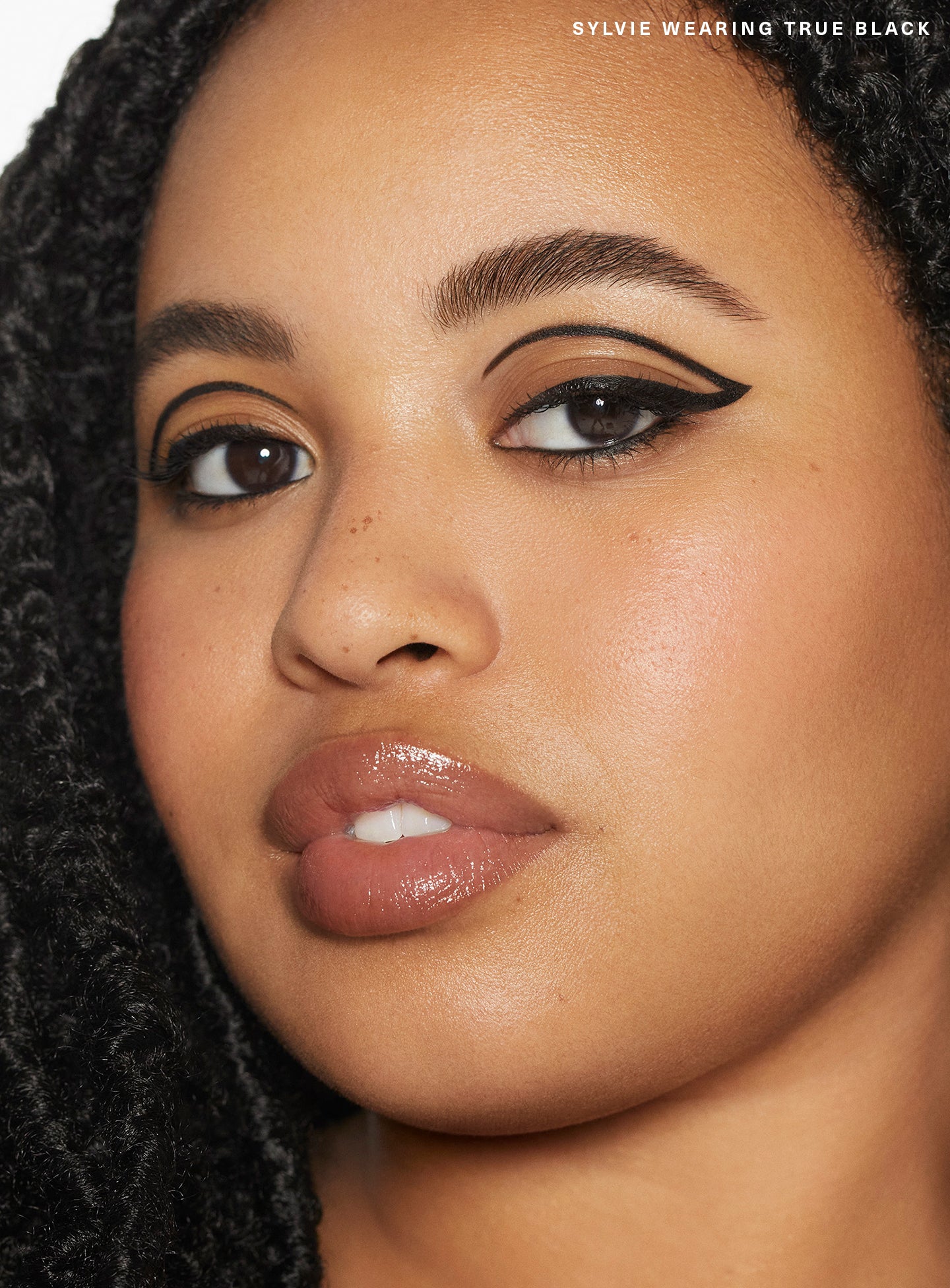 Perfect Strokes Longwear Gel Eyeliner - Image 4